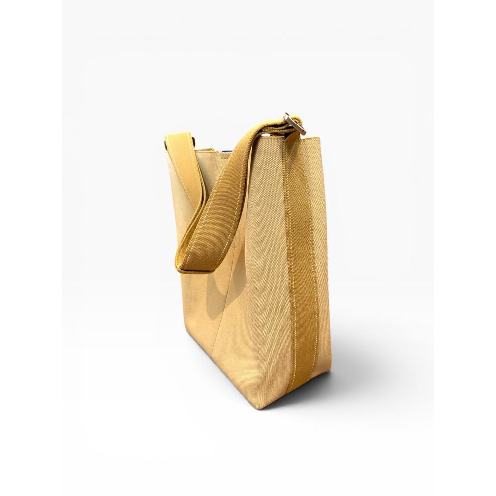 Rothy's The Bucket Bag Golden Wheat w/ Short Strap & Wash Bag